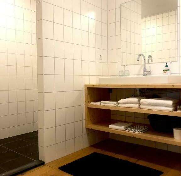 Bed And Breakfast De Biesbosch   In  T Riet