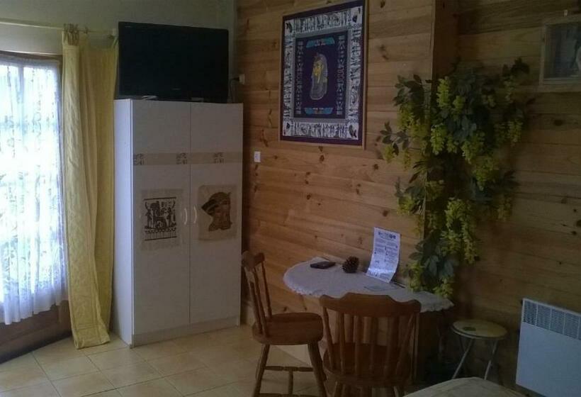 צימר La Gamardaise   M.millot