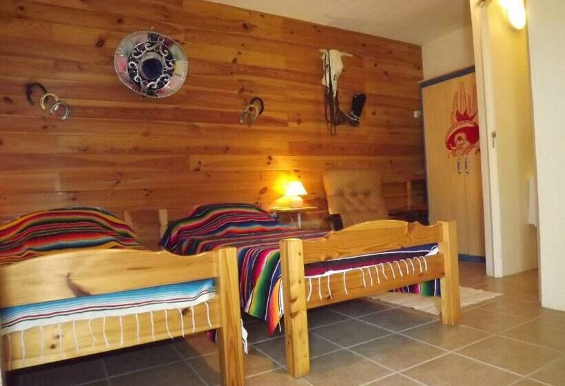 צימר La Gamardaise   M.millot