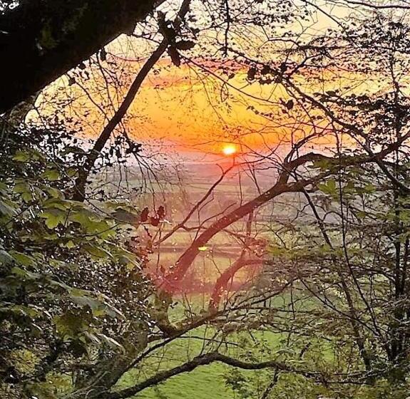 ベッドアンドブレックファースト The Old Post House