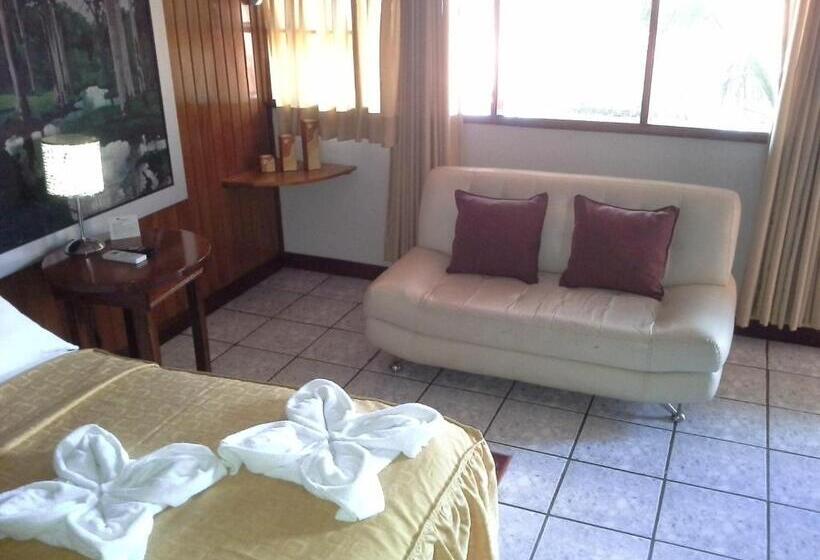 هتل Cabaña Quinta