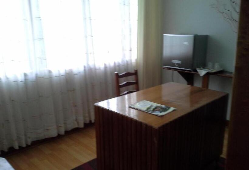 هتل Cabaña Quinta