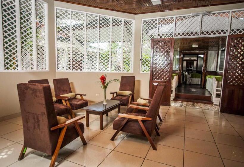 هتل Cabaña Quinta