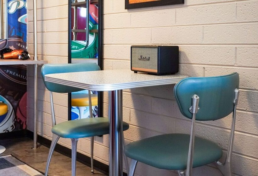 Egyptian Motor Hotel Bw Signature Collection