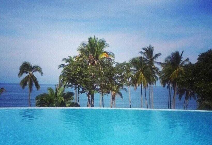 Отель Hacienda San Pancho