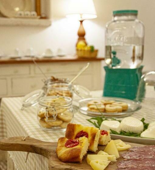 La Corticella Bed & Breakfast