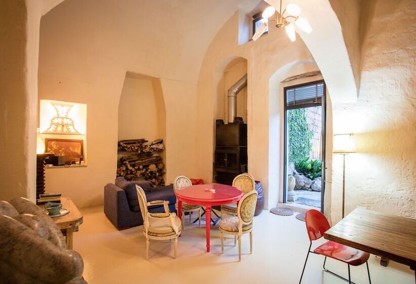 بنسيون Castle Xviii Near Sea