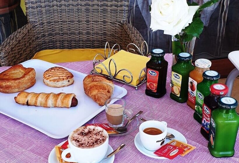 פנסיון Castle Xviii Near Sea