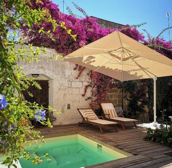 פנסיון Castle Xviii Near Sea