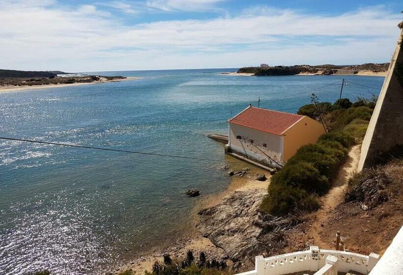 ペンション Golfinho Azul