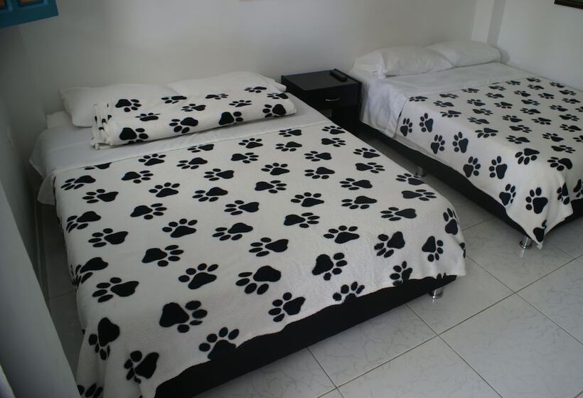 Пансион Hostal Campestre El Santuario