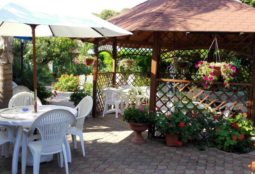 بنسيون Residenza Villa I Nidi