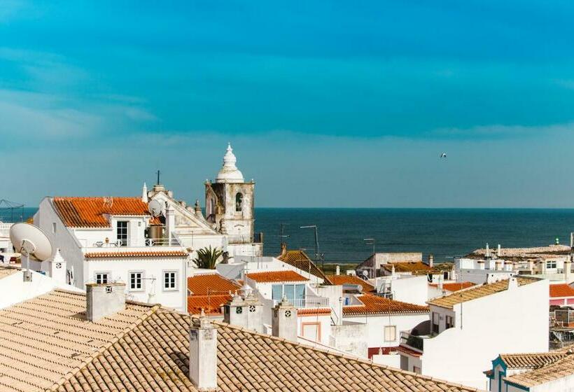 ペンション Torrinha House