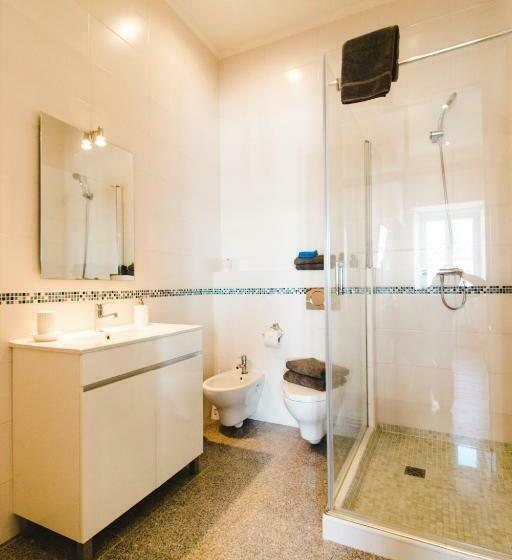 ペンション Torrinha House