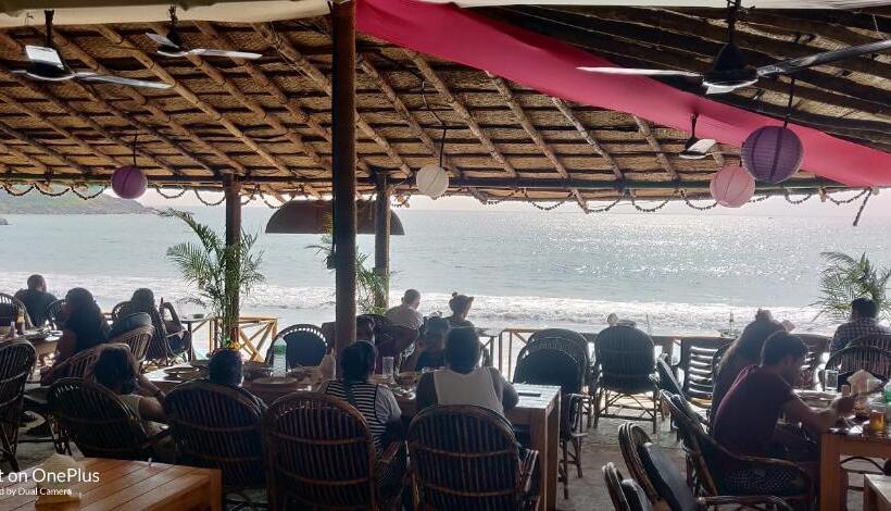 リゾートホテル Rococo Pelton Beach Huts Palolem Beach Goa