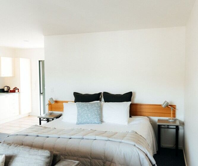 Akaroa Criterion Motel