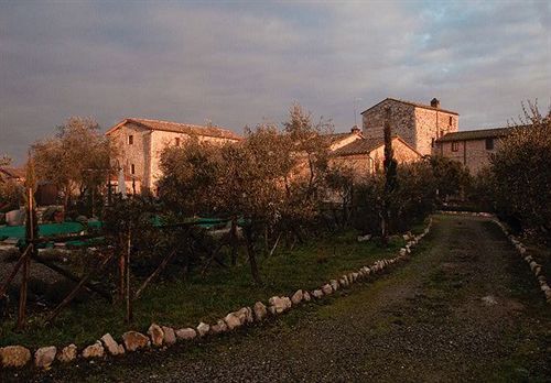 Bed and Breakfast Castellare De Noveschi Resort