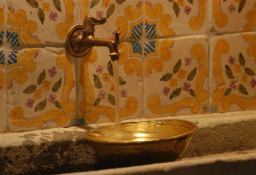 Bed and Breakfast Castellare De Noveschi Resort