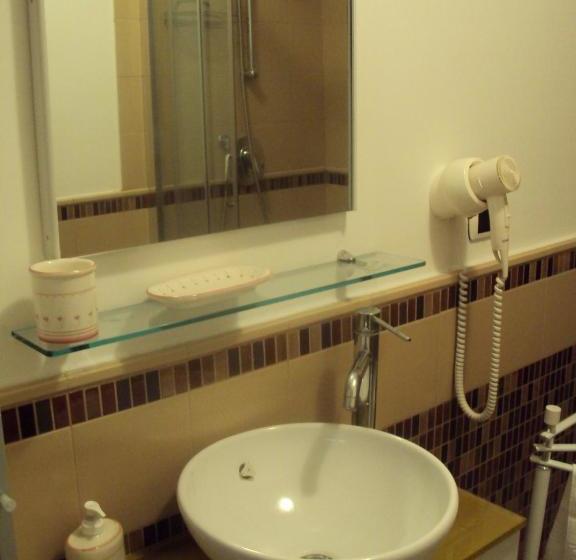 مبيت وإفطار Domus Della Radio