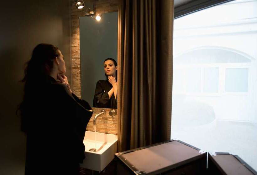 Bed and Breakfast Irooms Forum & Colosseum