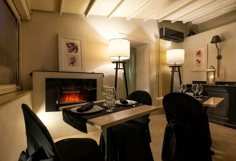 פונדק Profumo Maison Colosseo