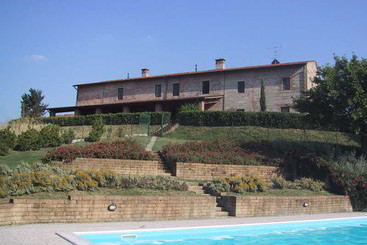 Tenuta Di Colle Alberti Agriturismo