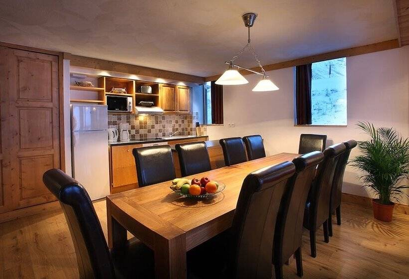 Chalet Des Neiges : La Cime Des Arcs