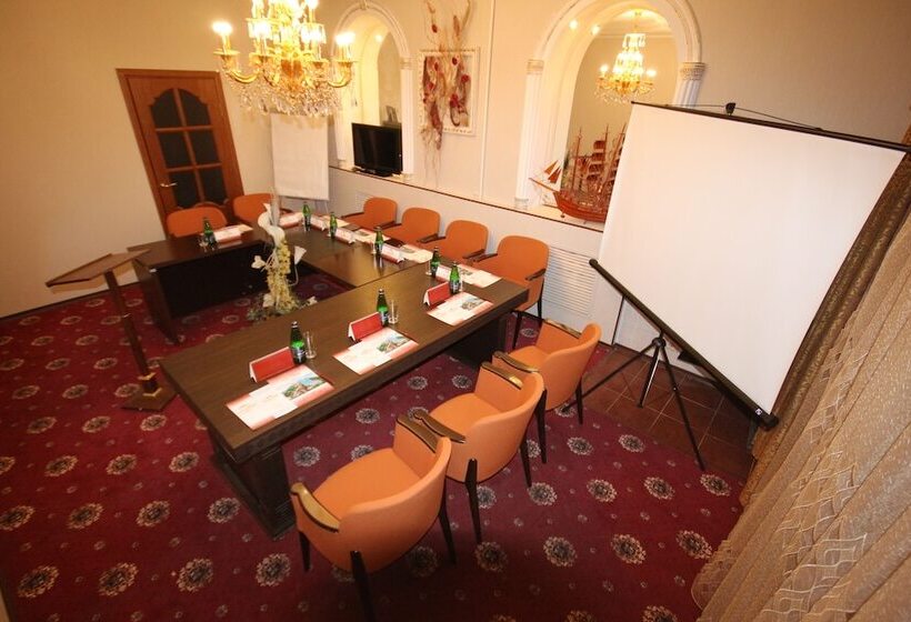 בית מלון כפרי Grand  Uyut