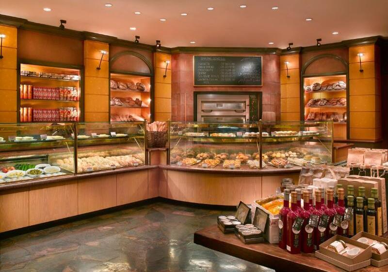 Grand Hyatt Residence