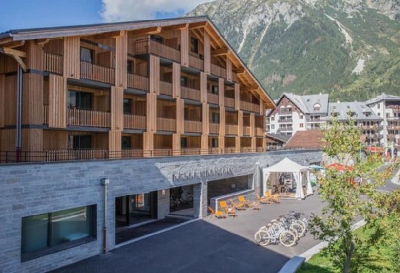 Heliopic Hotel & Spa