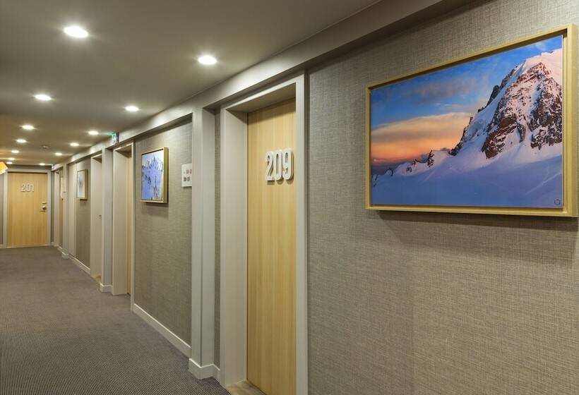 Heliopic Hotel & Spa