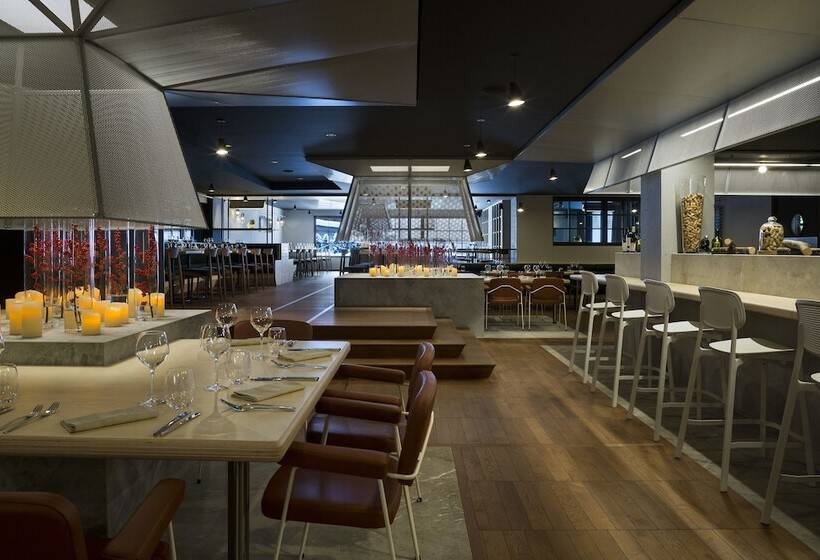 Heliopic Hotel & Spa