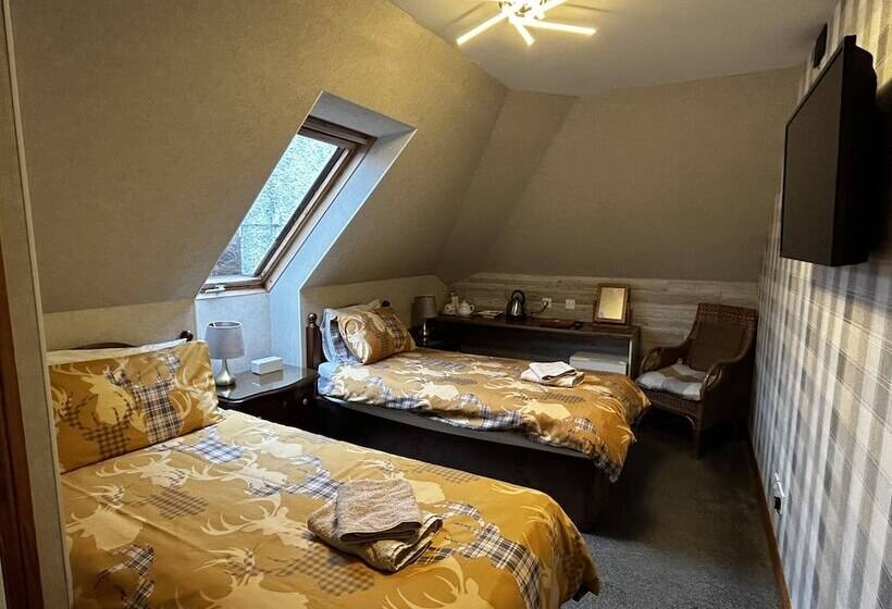 פונדק Acer Lodge Guest House