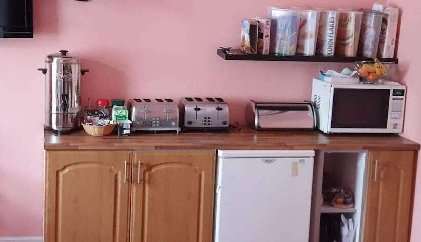 Хостел Dalry Guesthouse