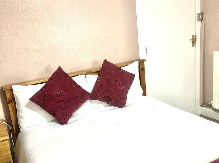 Хостел Dalry Guesthouse