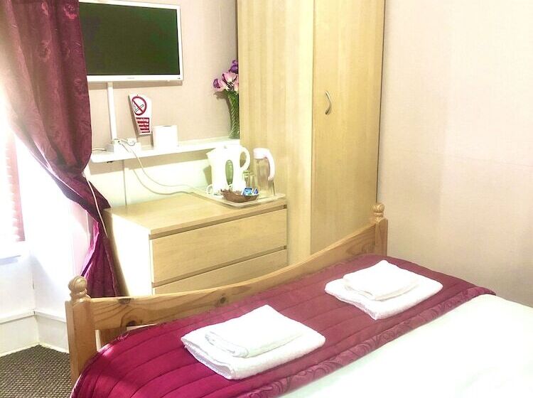 Хостел Dalry Guesthouse