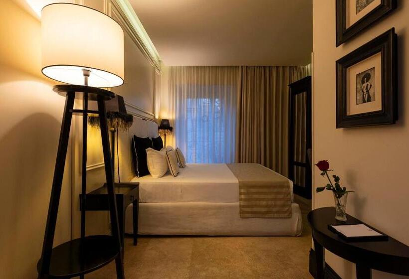 פונדק Profumo Maison Colosseo