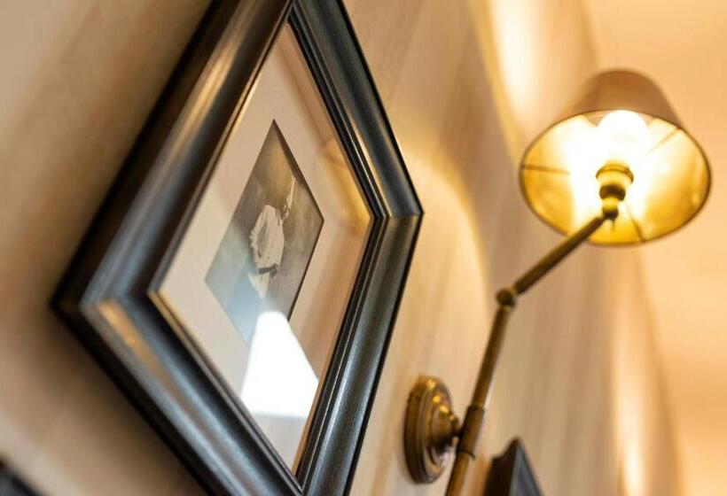 פונדק Profumo Maison Colosseo