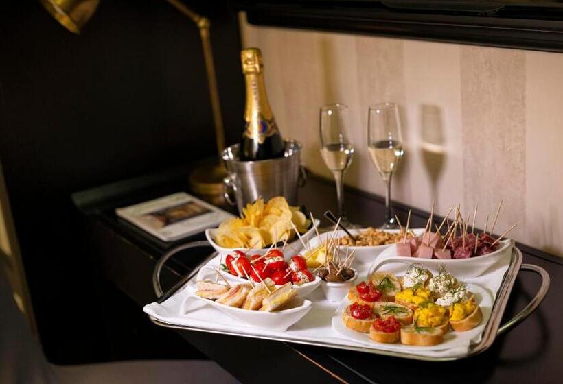 פונדק Profumo Maison Colosseo