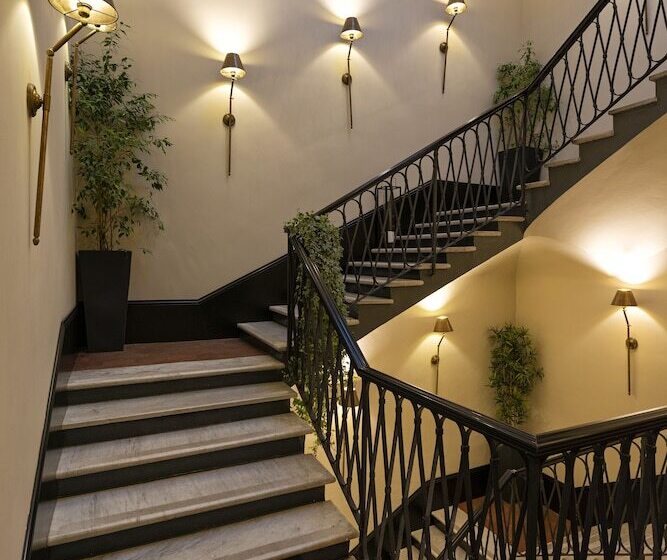 פונדק Profumo Maison Colosseo