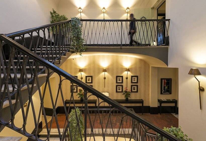 פונדק Profumo Maison Colosseo