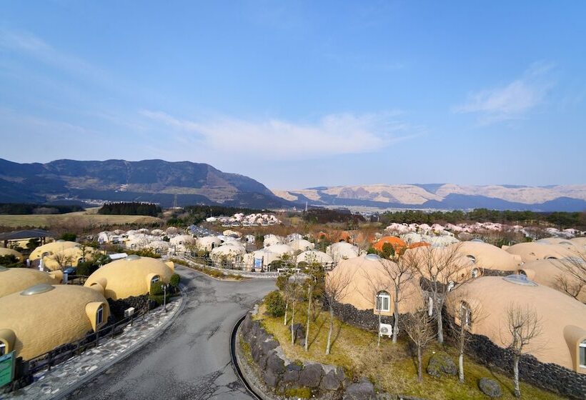 Отель Aso Farm Land