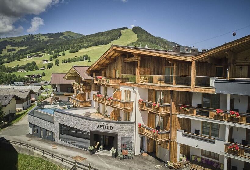 فندق Astrid