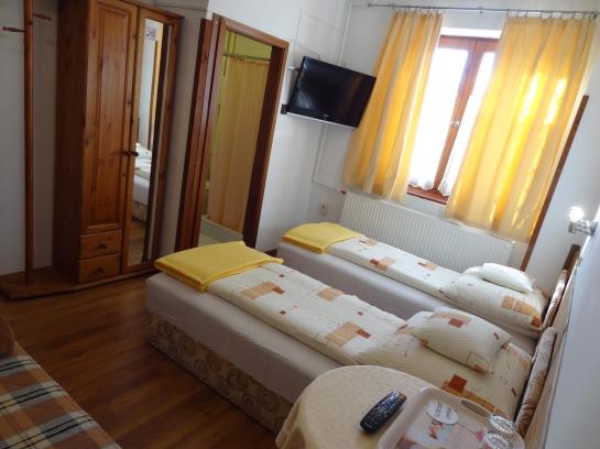 Hotel Bai Panzió
