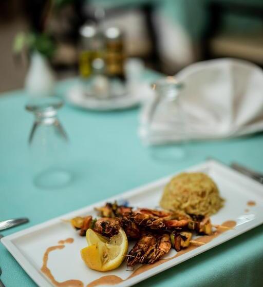 هتل Bizerta Resort Congres & Spa