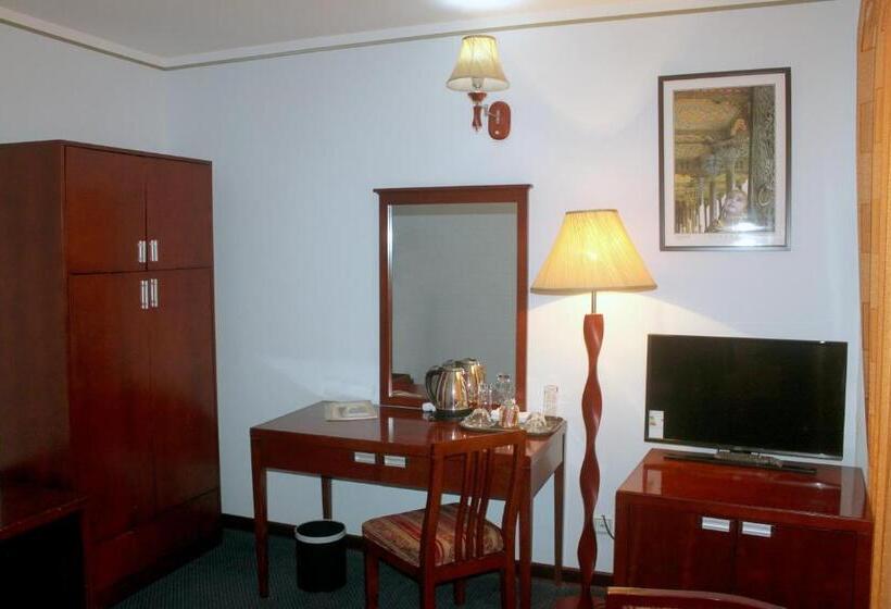 בית מלון כפרי Grand Bukhara