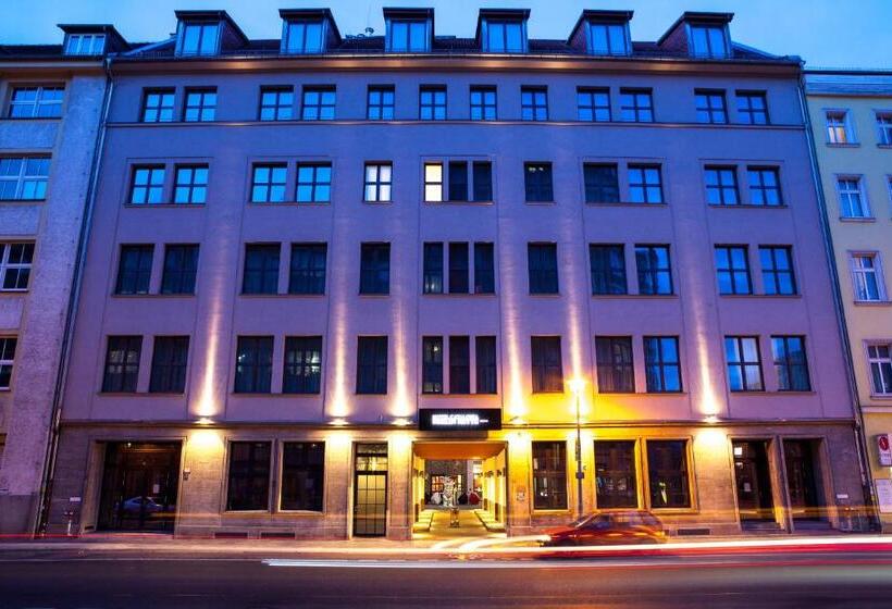 هتل Catalonia Berlin Mitte