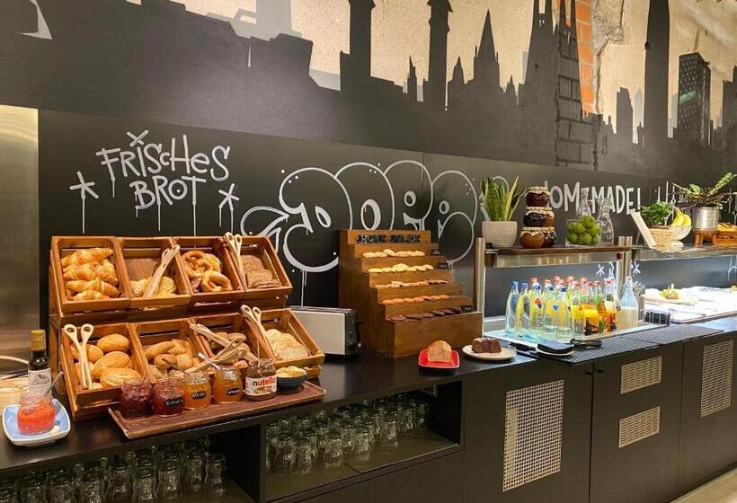 هتل Catalonia Berlin Mitte