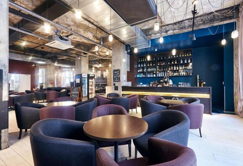 هتل Catalonia Berlin Mitte