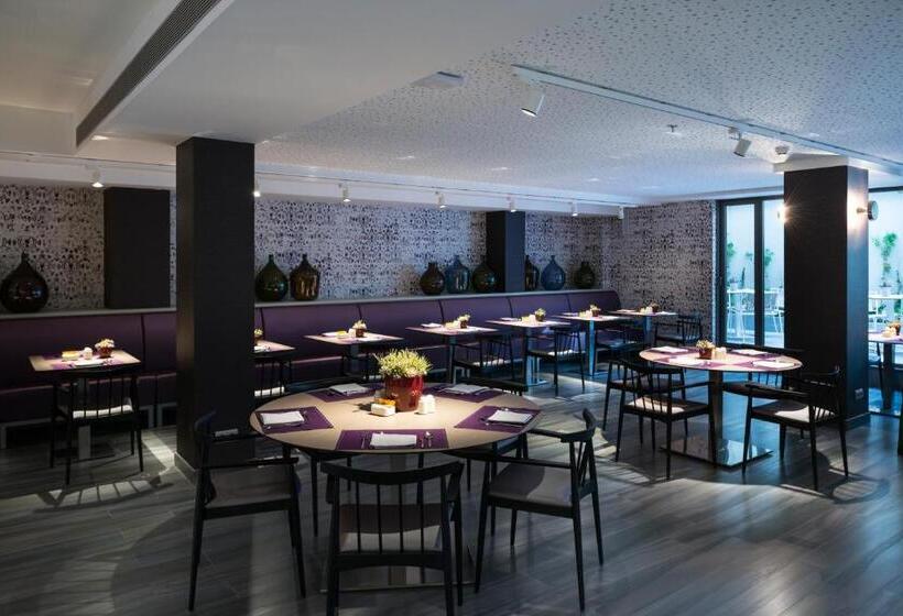 هتل Catalonia Square 4* Sup